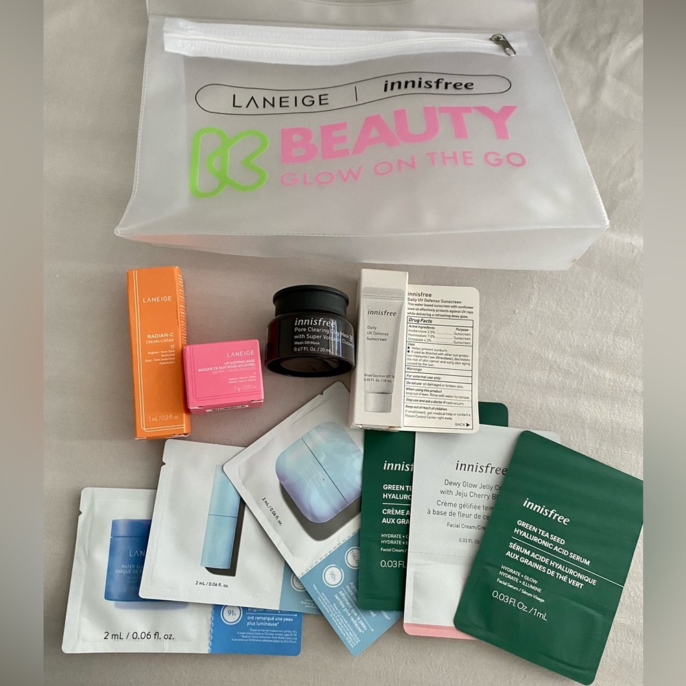 LANEIGE X INNISFREE K-beauty “GLOW-ON-THE-GO” POP-UP gift bag